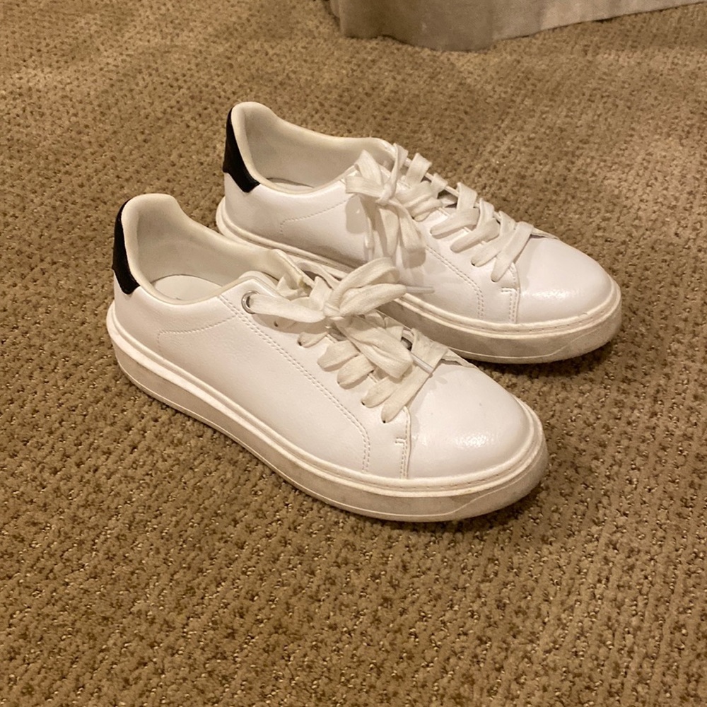 steve madden white sneakers